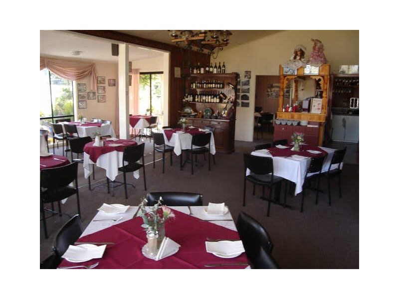 5 Hillside Drive, Eildon VIC 3713