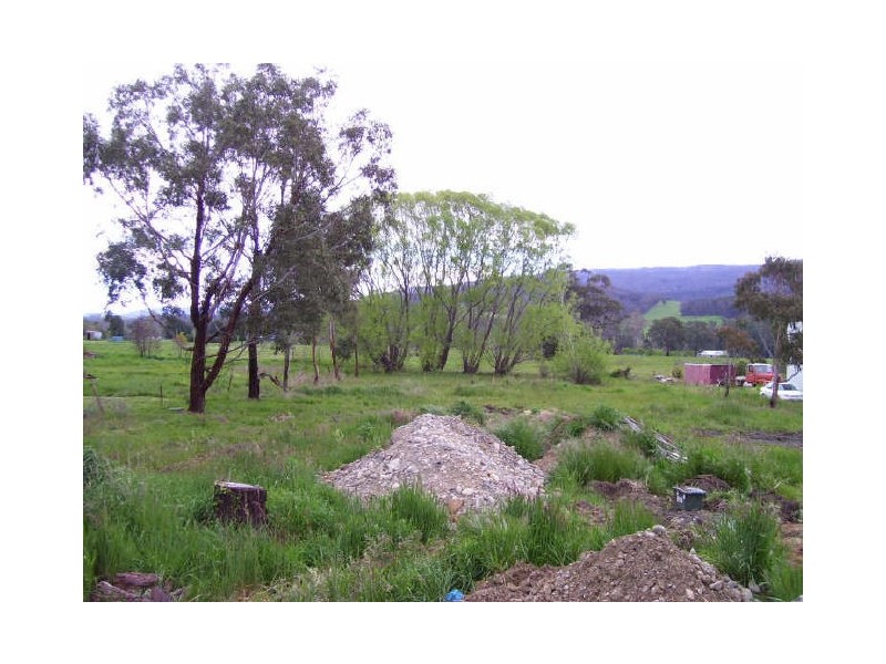 33 Mareeba Avenue, Buxton VIC 3711