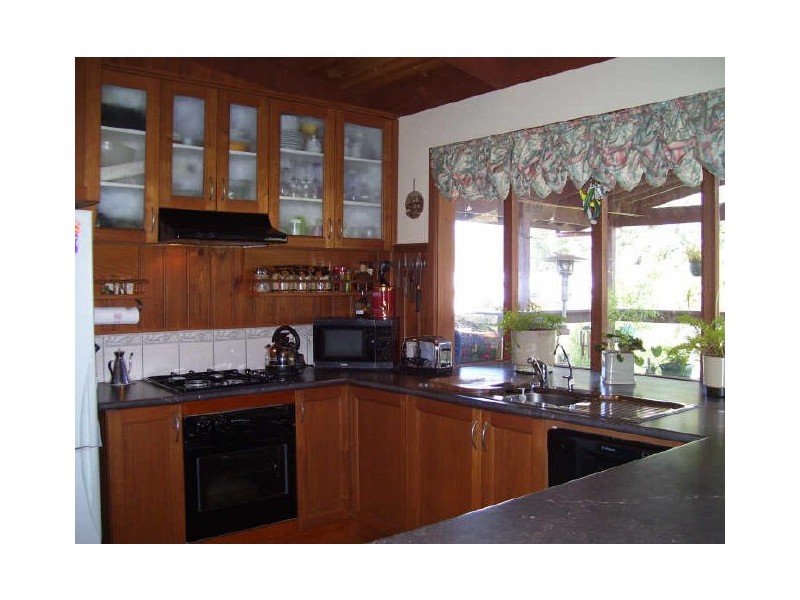 45 Shaw Avenue, Eildon VIC 3713