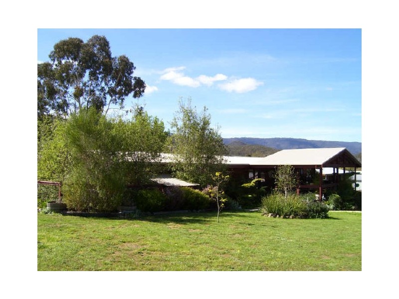 45 Shaw Avenue, Eildon VIC 3713