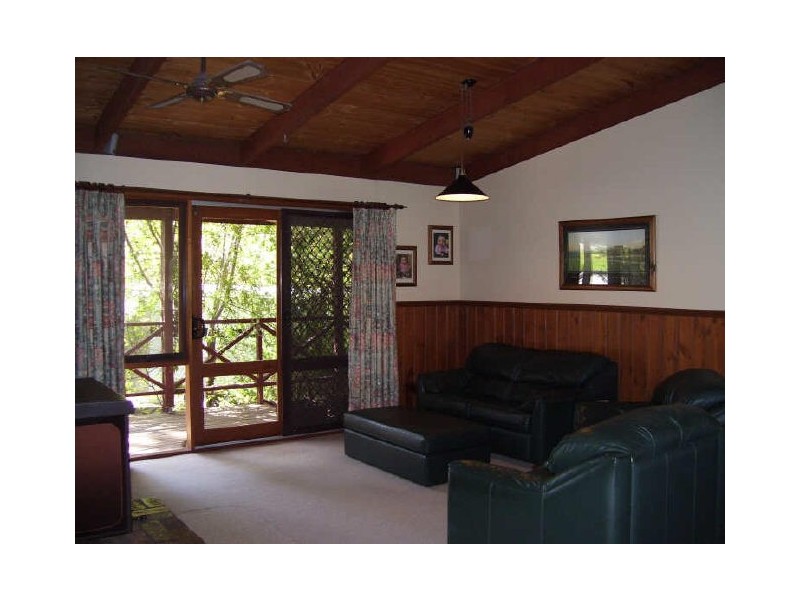 45 Shaw Avenue, Eildon VIC 3713