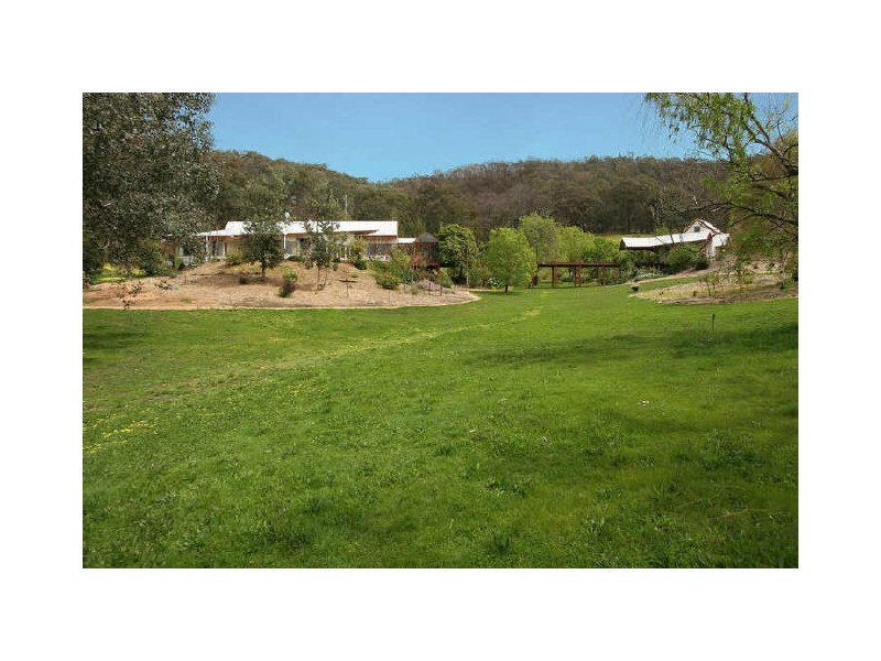 566 Crystal Creek Road, Alexandra VIC 3714