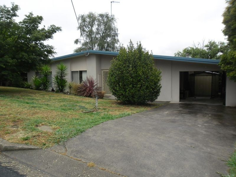 16 Villeneuve Street, Alexandra VIC 3714