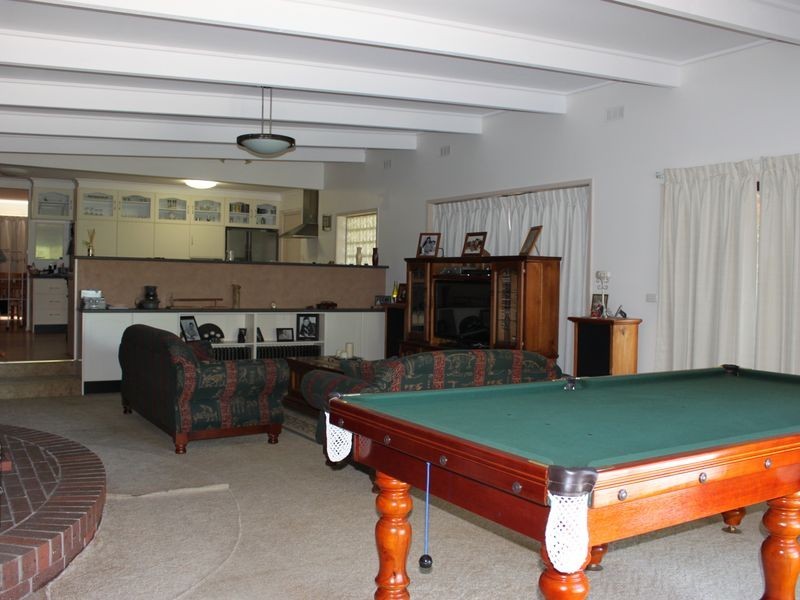 16 Villeneuve Street, Alexandra VIC 3714