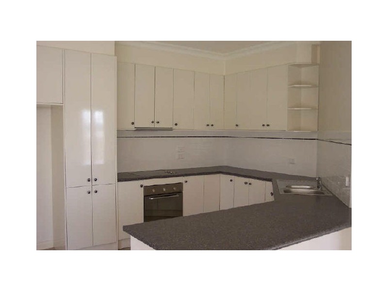 1/2 Thom Street, Alexandra VIC 3714