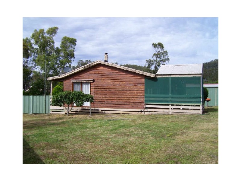 9 Tuohy Court, Eildon VIC 3713
