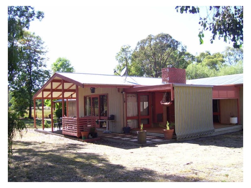 905 Gobur Road, Yarck VIC 3719