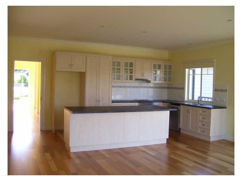 61 Myrtle Street, Alexandra VIC 3714