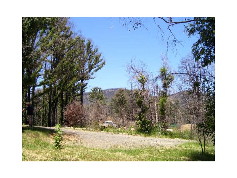 11 Red Hill Road, Marysville VIC 3779