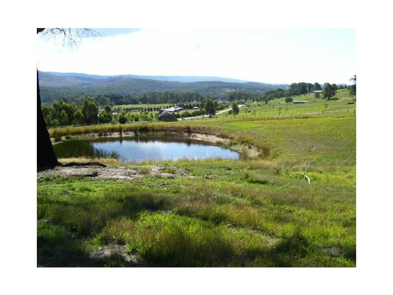 42 Seal Rock Road, Buxton VIC 3711