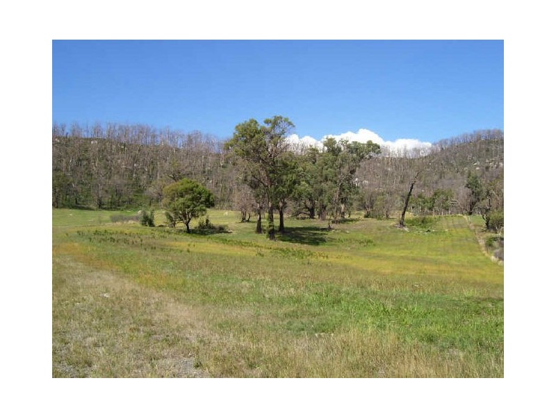 42 Seal Rock Road, Buxton VIC 3711