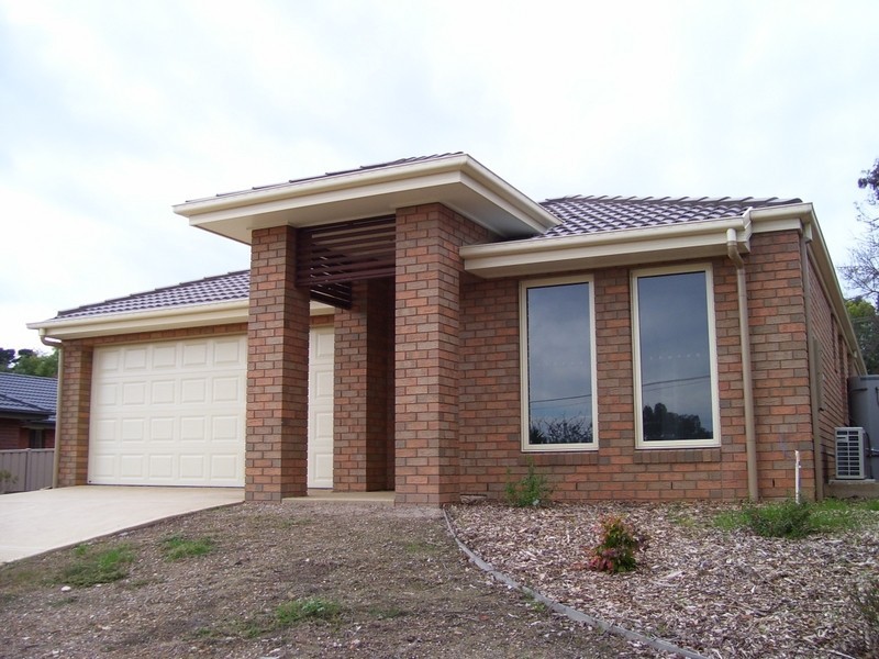73 Webster Street, Alexandra VIC 3714