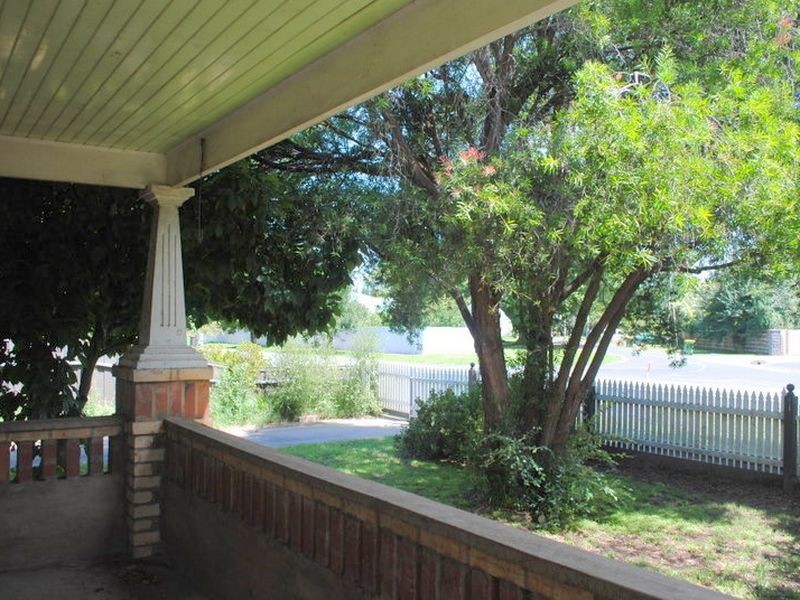 42 Bon Street, Alexandra VIC 3714