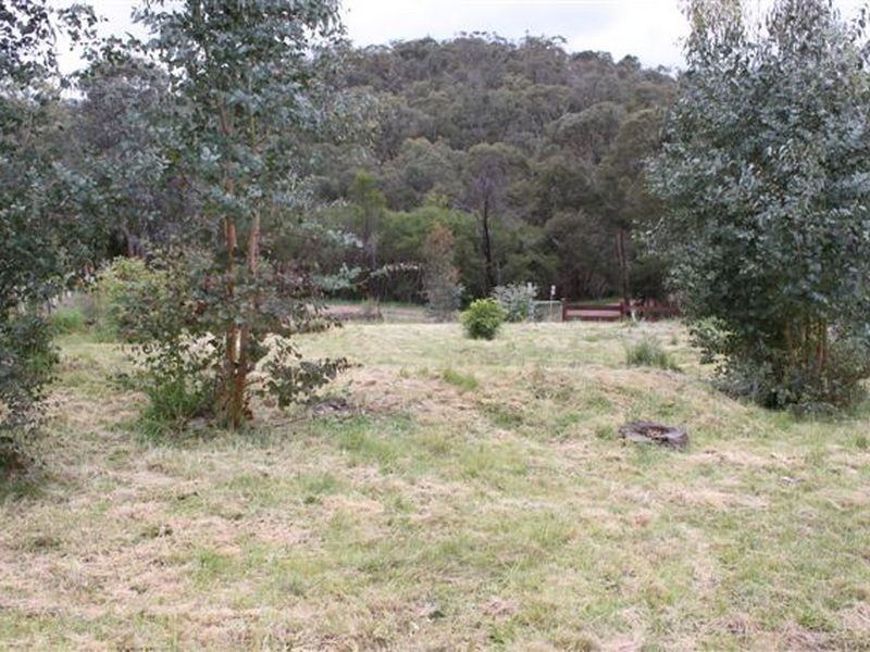4 Hill Court, Eildon VIC 3713