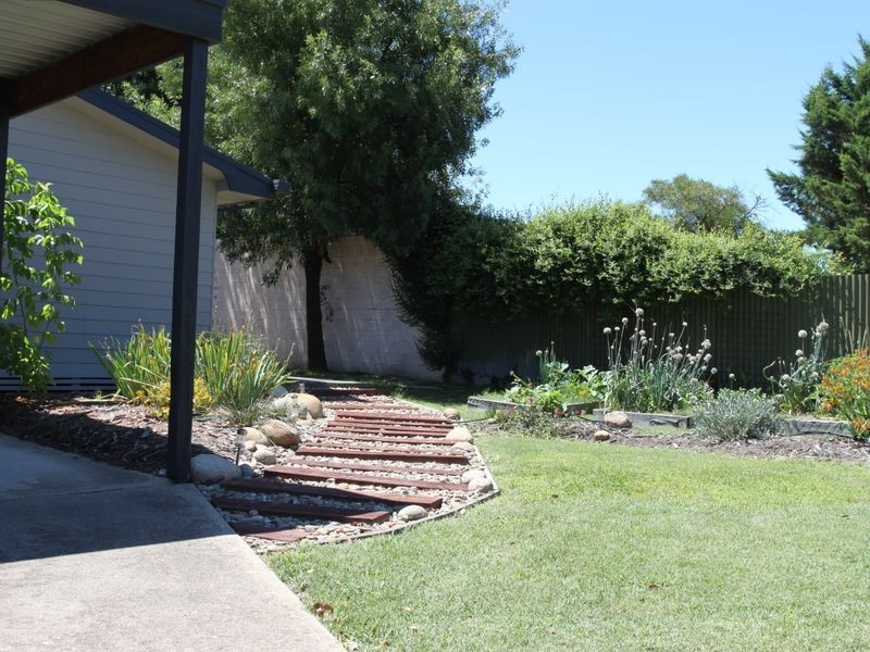 71 Bayley Street, Alexandra VIC 3714