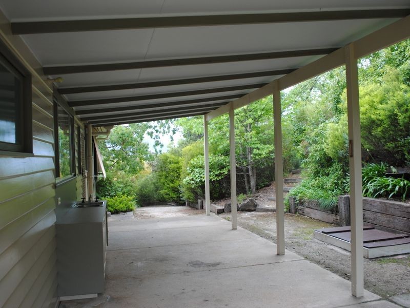 26 Centre Avenue, Eildon VIC 3713