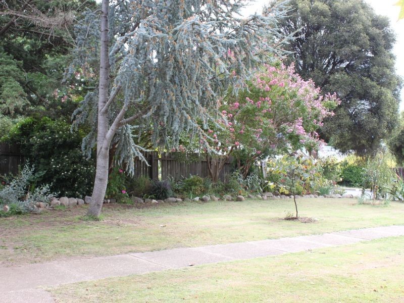 24 Downey Street, Alexandra VIC 3714