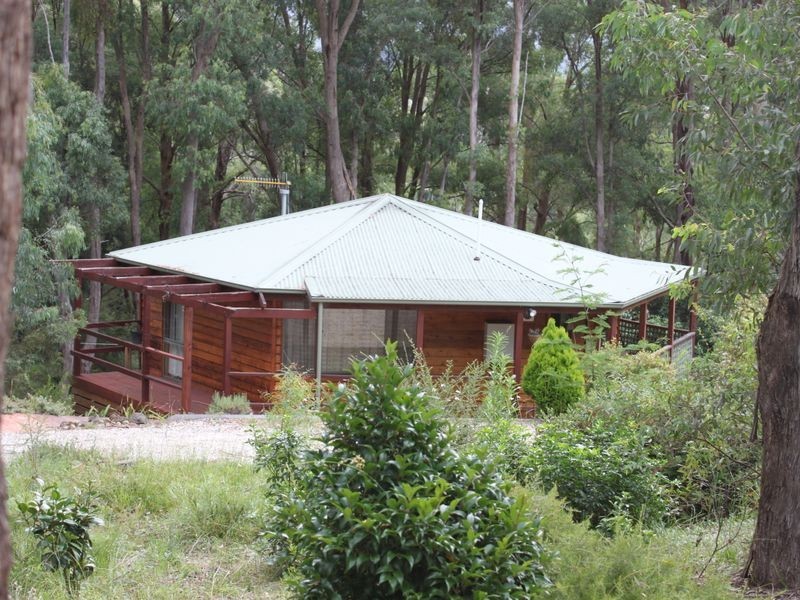 21 Gwinganna Place, Buxton VIC 3711