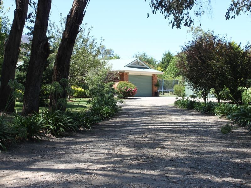 3 Church Lane, Buxton VIC 3711