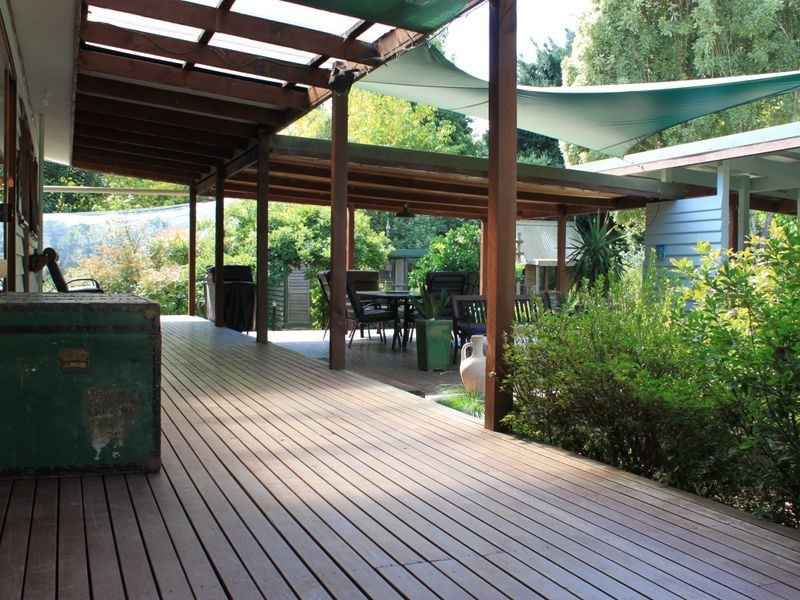 12 Mareeba Avenue, Buxton VIC 3711