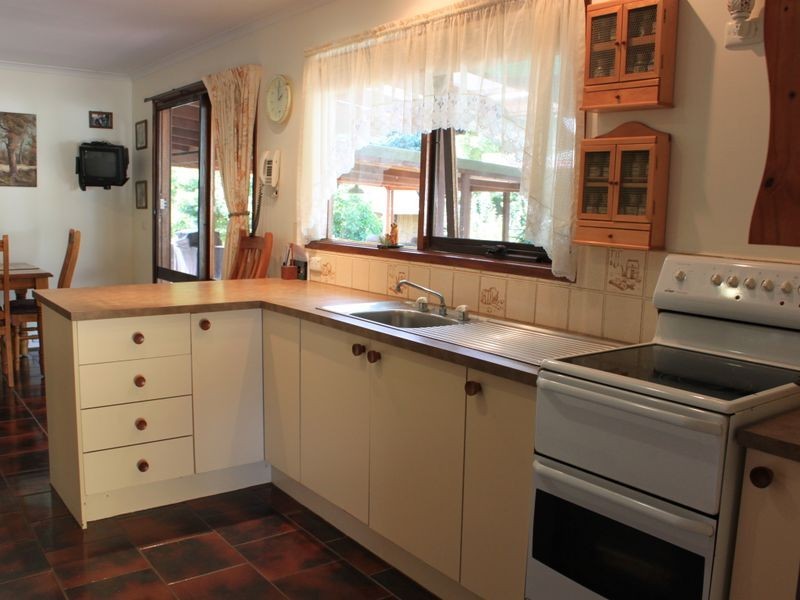 12 Mareeba Avenue, Buxton VIC 3711