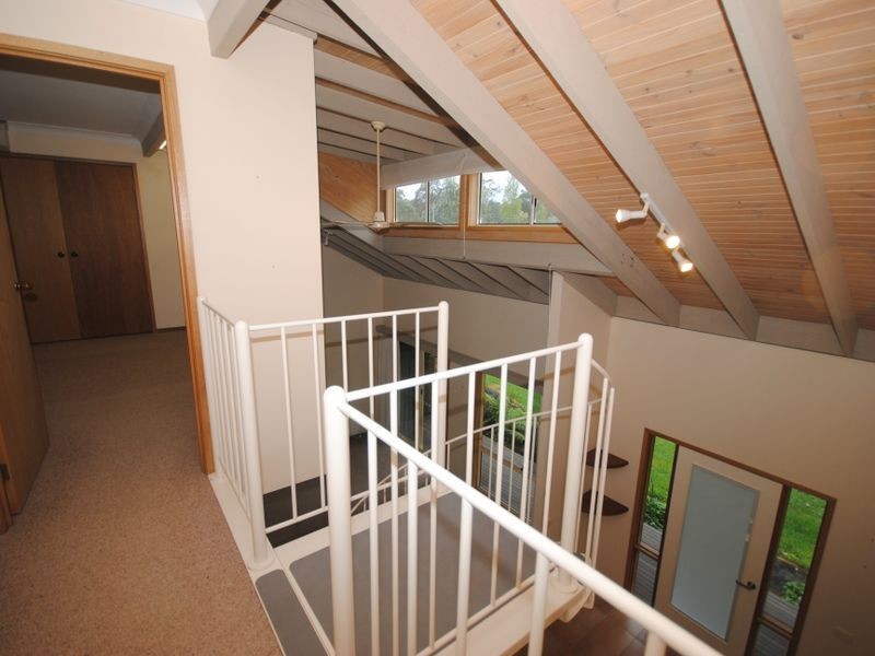 899 Back Eildon Road, Eildon VIC 3713