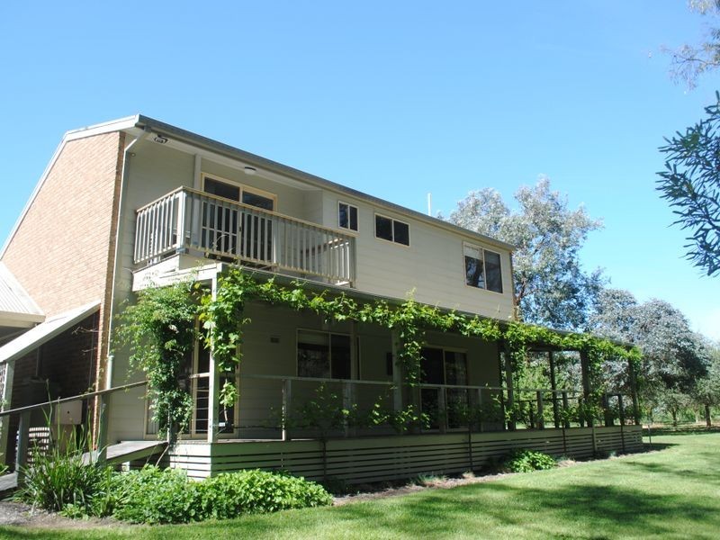 899 Back Eildon Road, Eildon VIC 3713