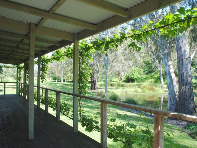 899 Back Eildon Road, Eildon VIC 3713