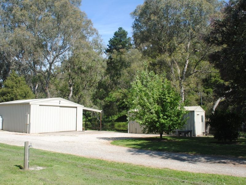 899 Back Eildon Road, Eildon VIC 3713