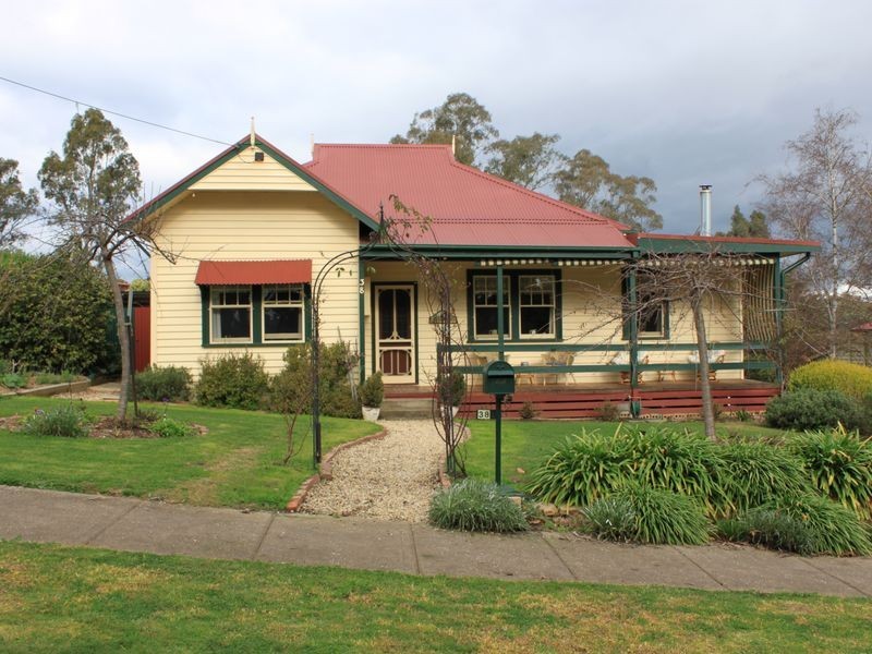 38 Nihil Street, Alexandra VIC 3714