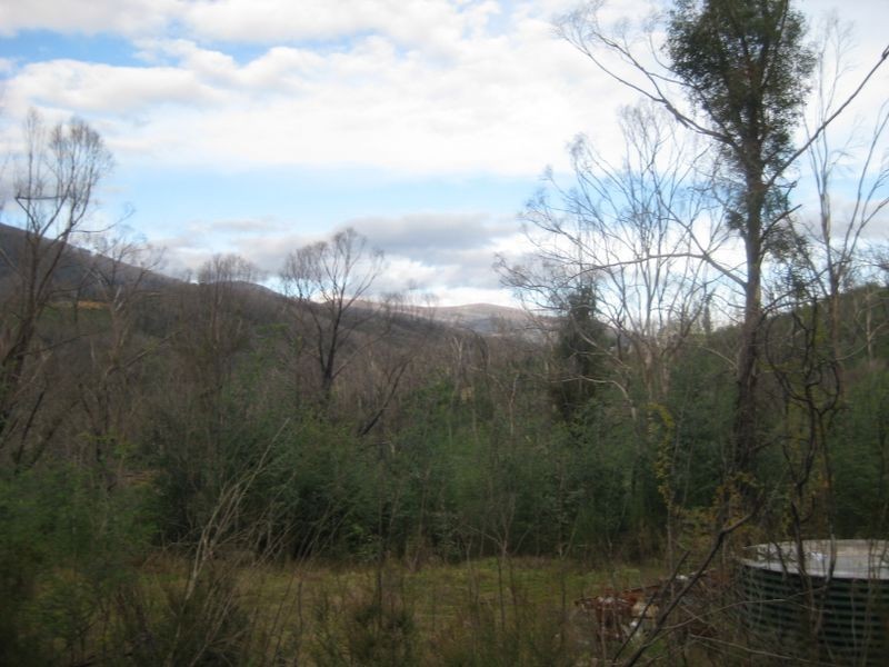 416 South Cathedral Lane, Buxton VIC 3711