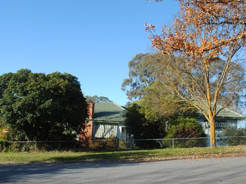 17 Myrtle Street, Alexandra VIC 3714