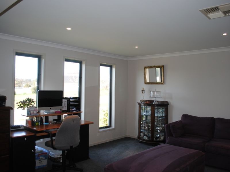 29 Oswald Drive, Alexandra VIC 3714