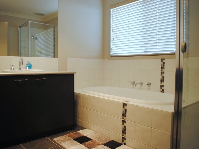 29 Oswald Drive, Alexandra VIC 3714