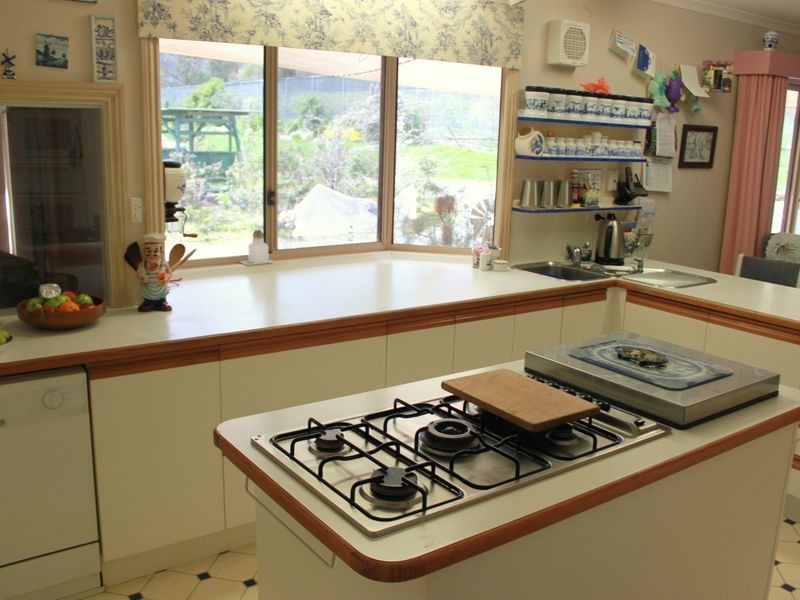 42 South Cathedral Lane, Buxton VIC 3711