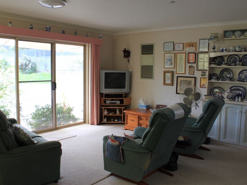 42 South Cathedral Lane, Buxton VIC 3711