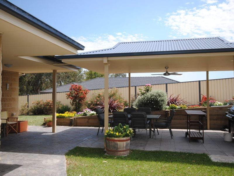 11 Halls Flat Road, Alexandra VIC 3714