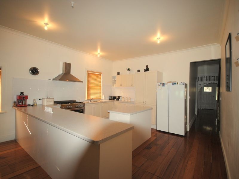 1B Park Avenue, Eildon VIC 3713