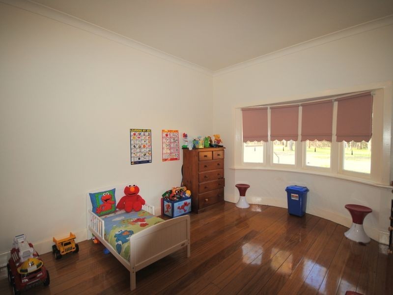 1B Park Avenue, Eildon VIC 3713