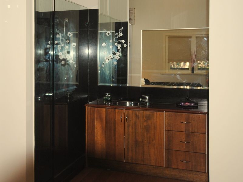 1B Park Avenue, Eildon VIC 3713