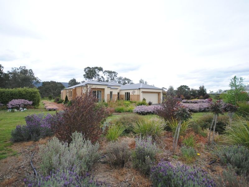 44 Yarck Village Place, Yarck VIC 3719