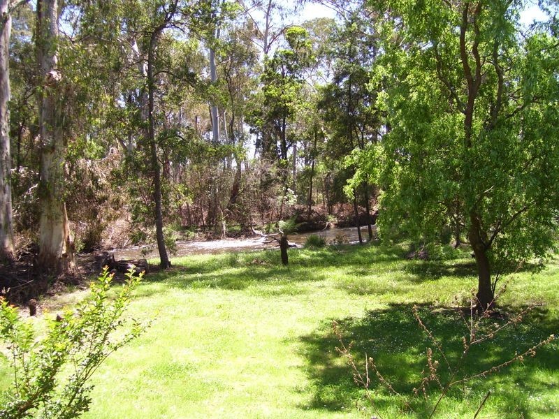 4 Steavenson Road, Buxton VIC 3711