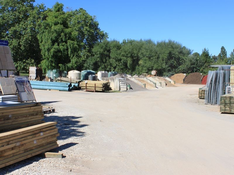 Bedrock Garden Supplies, Alexandra VIC 3714