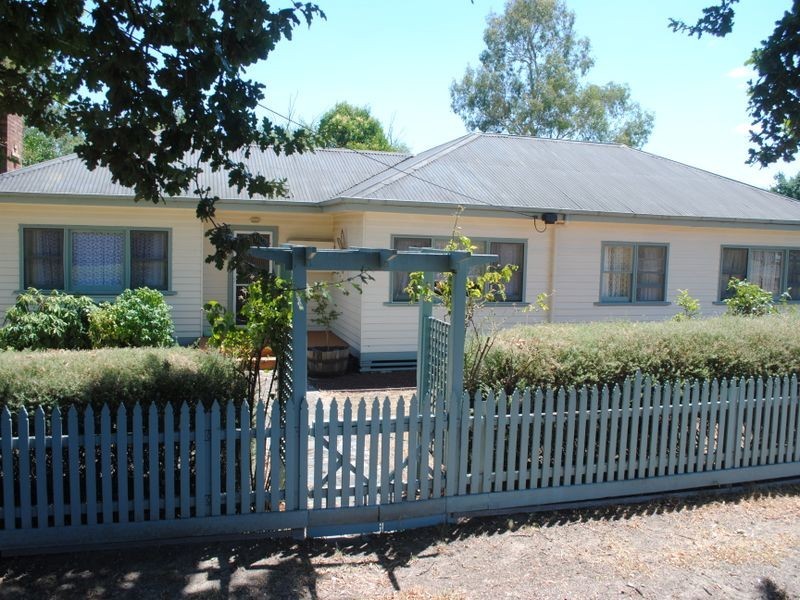 63 Downey Street, Alexandra VIC 3714