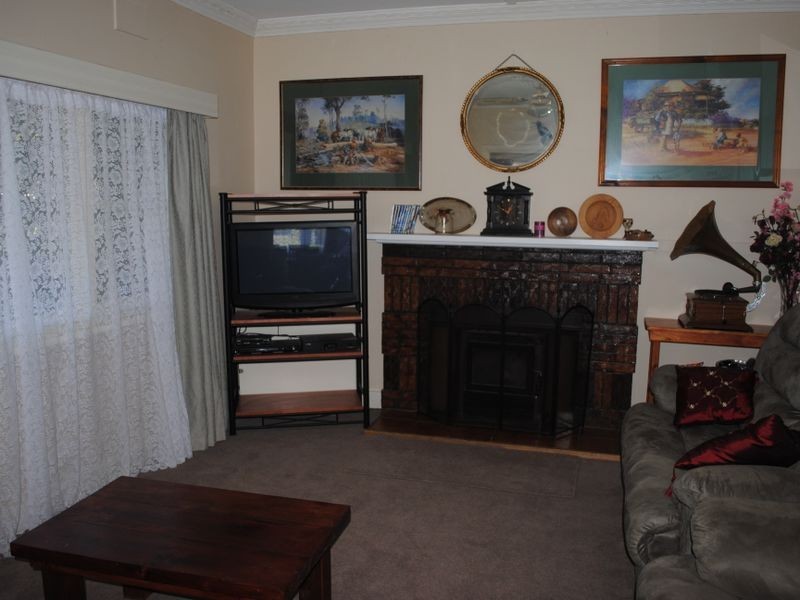 63 Downey Street, Alexandra VIC 3714