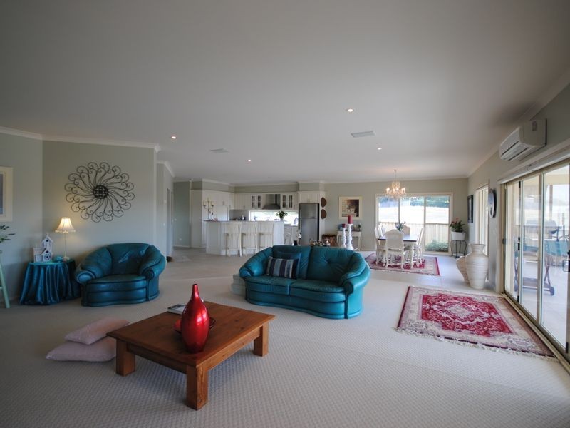 43 Myrtle Street, Alexandra VIC 3714