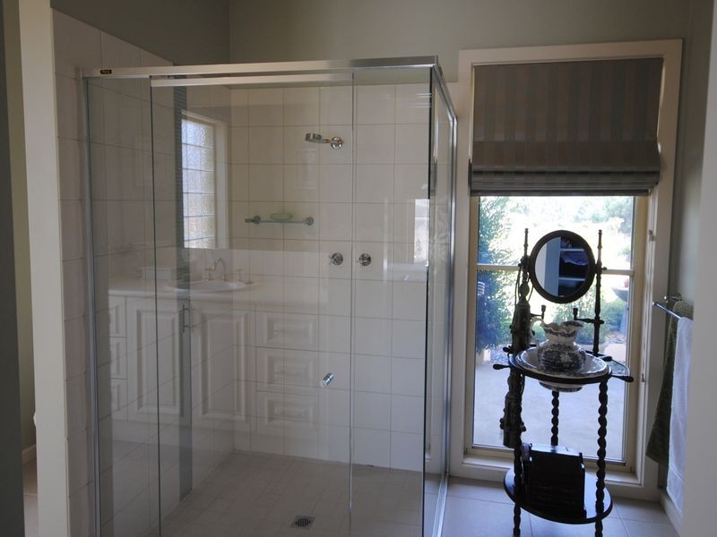 43 Myrtle Street, Alexandra VIC 3714