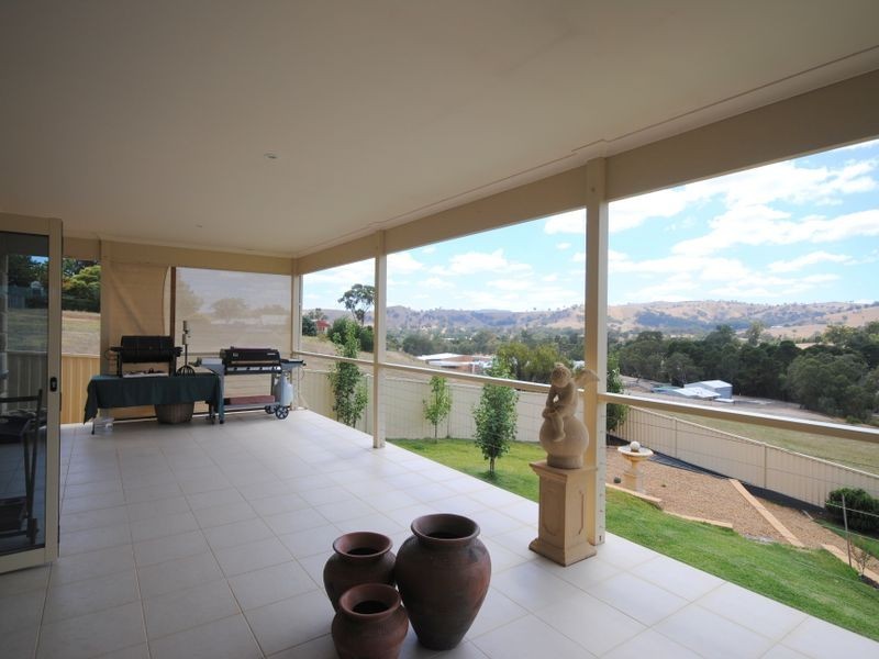 43 Myrtle Street, Alexandra VIC 3714