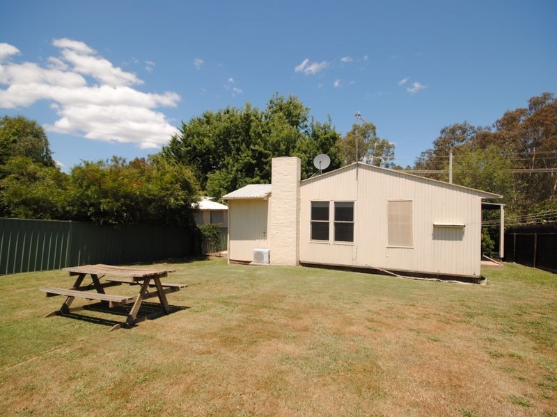 14 Park Avenue North, Eildon VIC 3713