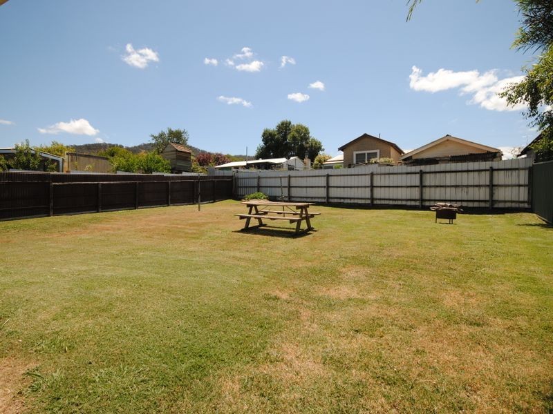 14 Park Avenue North, Eildon VIC 3713